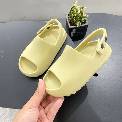 2020 New Arrival Popular High Quality Rubber Yeezy Cute Girls Kids Slippers Shoes, Beige/pink/black/green
2020 New Arrival Popular High Quality Rubber Yeezy Cute Girls Kids Slippers Shoes, Beige/pink/black/green