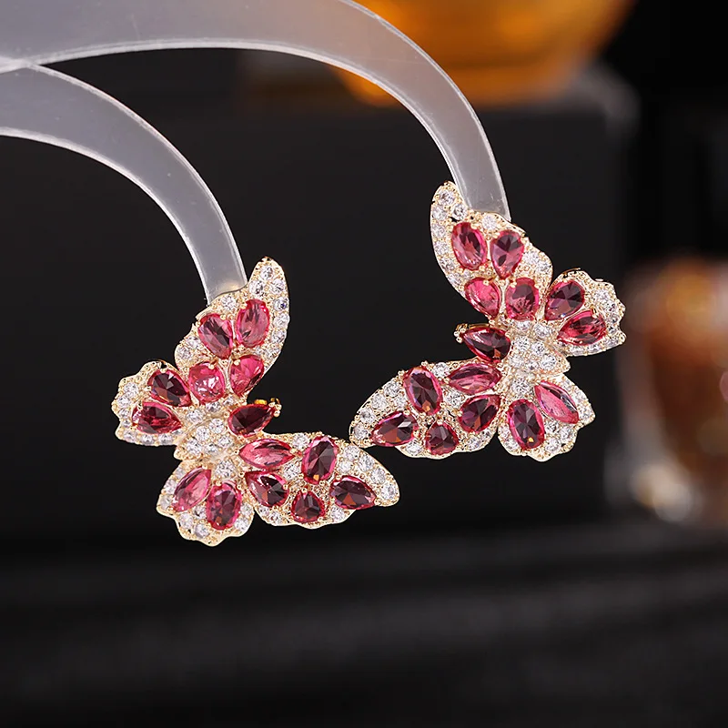 New type of lady earrings heavy industry high - grade color zircon earrings charm three-dimensional butterfly earrings, Multicolor
New type of lady earrings heavy industry high - grade color zircon earrings charm three-dimensional butterfly earrings, Multicolor