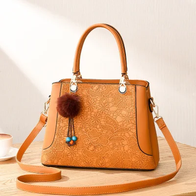 2020 new trend fashion high quality PU leather pendant handbag new design retractable shoulder strap tote handbag for women
2020 new trend fashion high quality PU leather pendant handbag new design retractable shoulder strap tote handbag for women