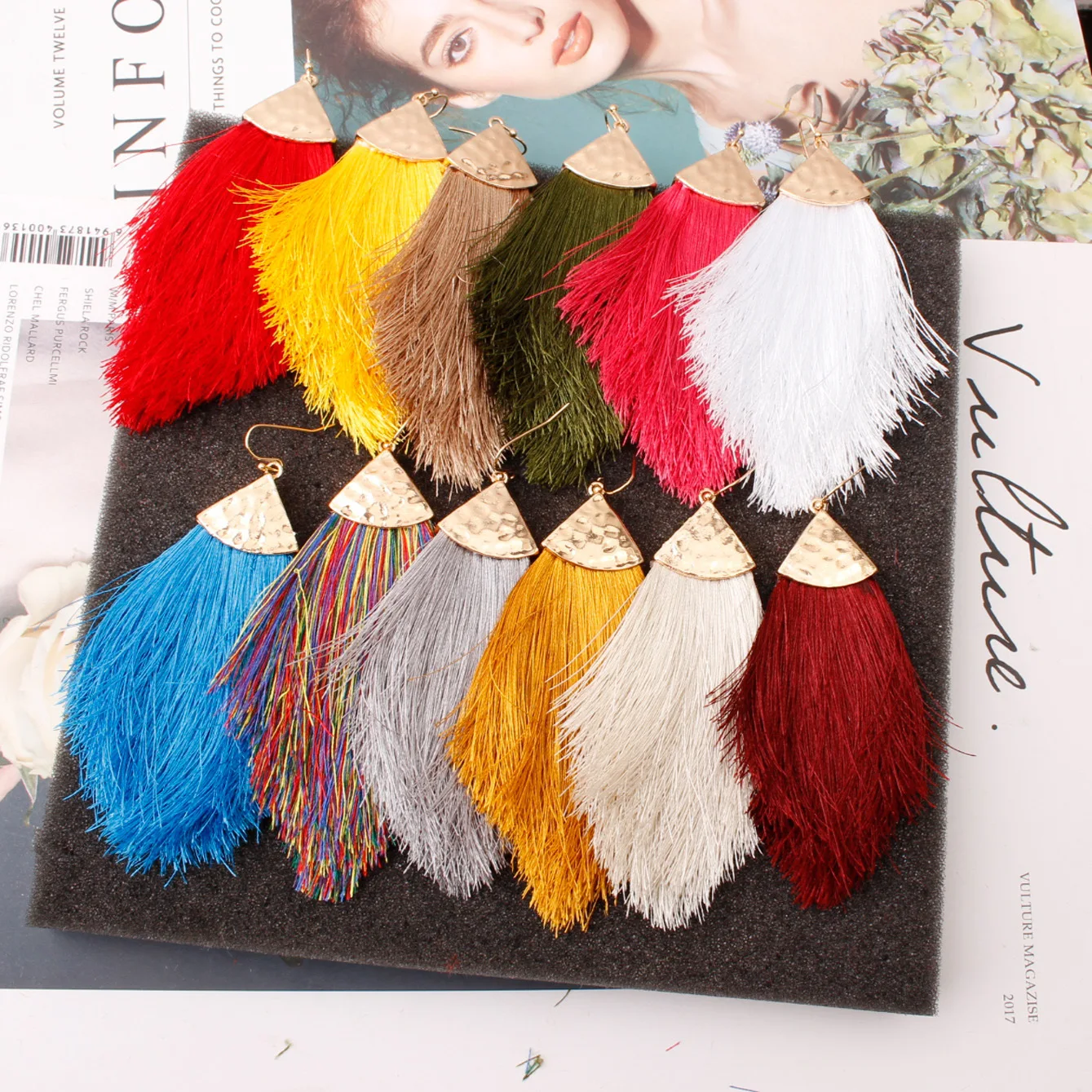 Hot Sale New Fashionable Gold Plated Long Tassel colorful women earrings jewellery, Photo
Hot Sale New Fashionable Gold Plated Long Tassel colorful women earrings jewellery, Photo