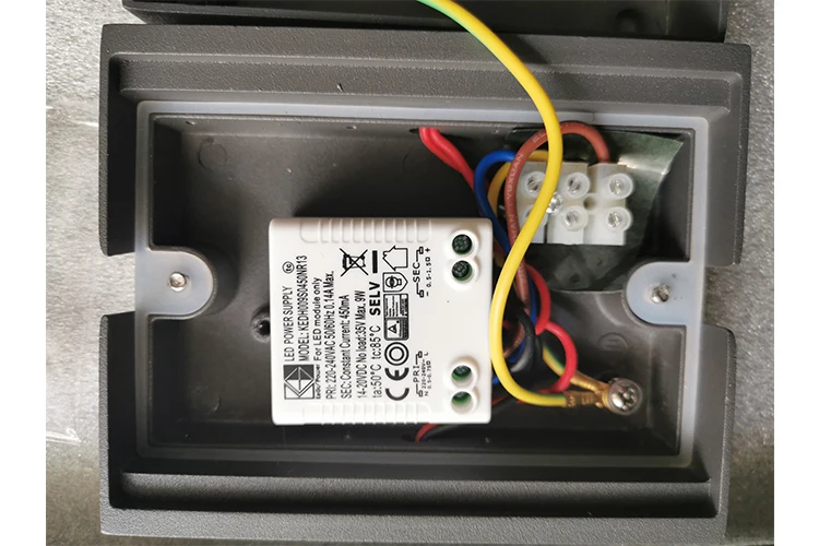 Factory simple modern waterproof IP54 LED wall lamp garden light