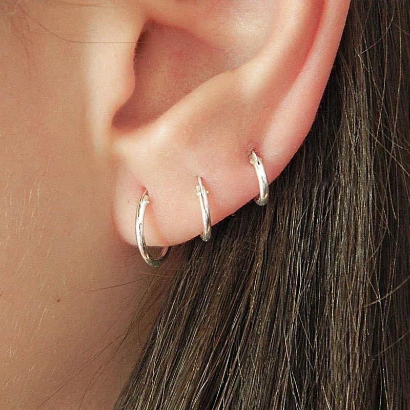 Customized fashion cartilage sleeper hoop earring for women,jewelry 18k white gold earring ,dainty jewelry for women
Customized fashion cartilage sleeper hoop earring for women,jewelry 18k white gold earring ,dainty jewelry for women