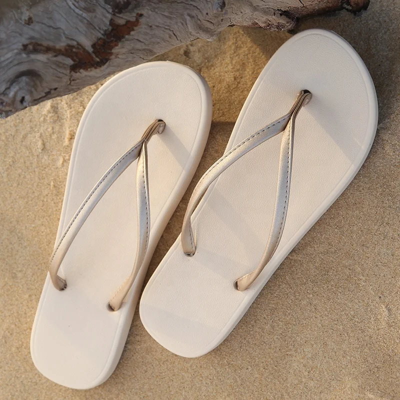 2021 High Fashion Eco-Friendly EVA PVA Flip Flop Women Indoor Slippers Rubber Outdoor Flip Flop
2021 High Fashion Eco-Friendly EVA PVA Flip Flop Women Indoor Slippers Rubber Outdoor Flip Flop
