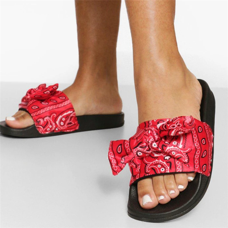 Fashion INS Bandana Slipper for Women Sandal Ladies Slipper Black Summer Flat Slides Slippers for Women Sandal Shoes
Fashion INS Bandana Slipper for Women Sandal Ladies Slipper Black Summer Flat Slides Slippers for Women Sandal Shoes