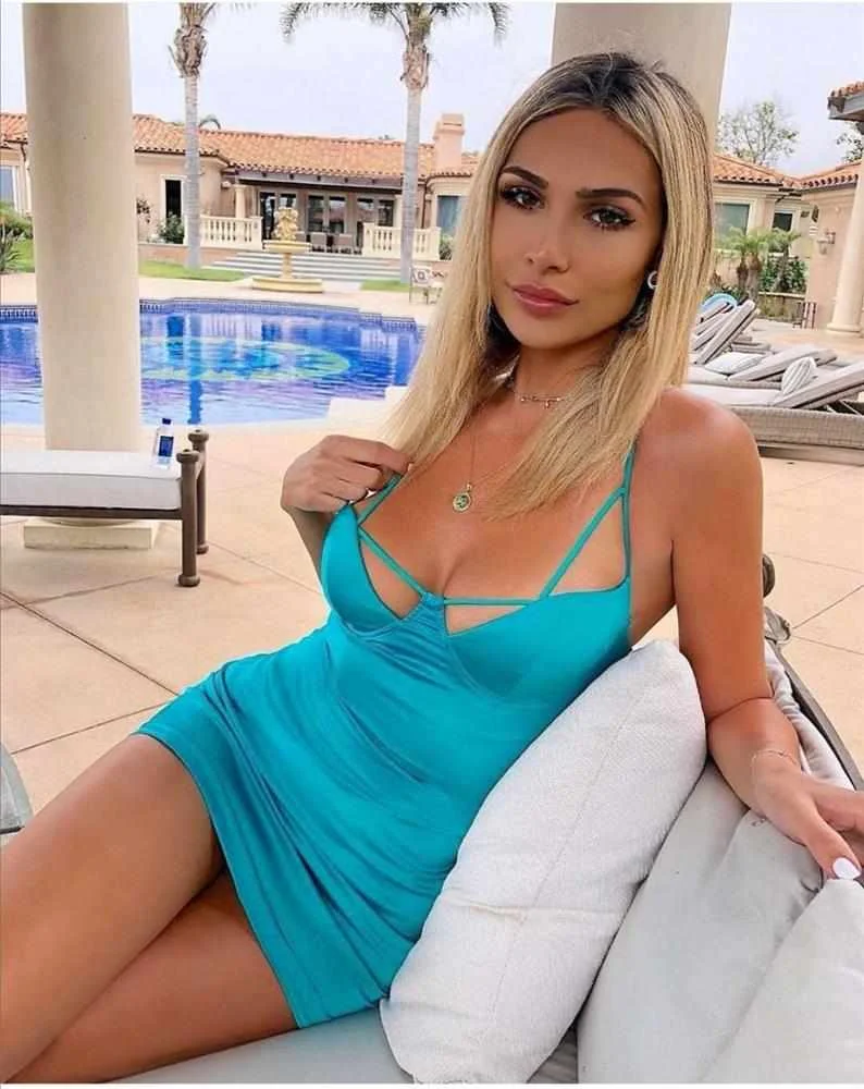 Hollow Out Sexy Dress Women New Summer Spaghetti Straps Push Up Padded Bodycon Dress Orange Satin Party Short Dress
Hollow Out Sexy Dress Women New Summer Spaghetti Straps Push Up Padded Bodycon Dress Orange Satin Party Short Dress