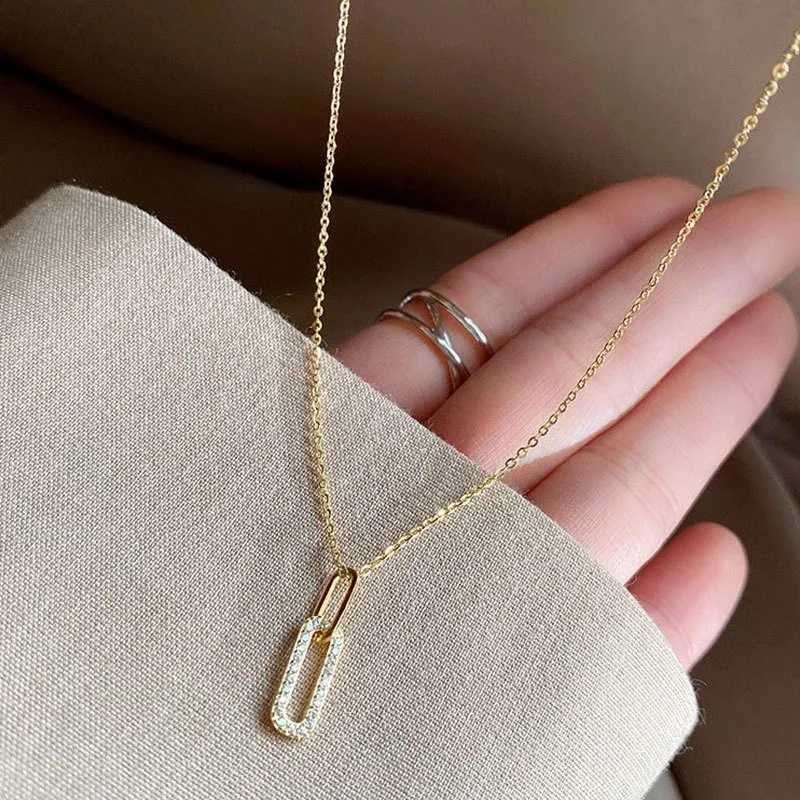 Double Hollow Square Buckle Zircon Necklace Plain Splicing Full Zircon Gold Plated S925 Sterling Silver Necklace
Double Hollow Square Buckle Zircon Necklace Plain Splicing Full Zircon Gold Plated S925 Sterling Silver Necklace