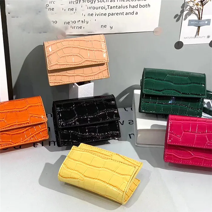 Fashion small waist bag crocodile pattern mini crossbody bag high quality pu leather shoulder bag
Fashion small waist bag crocodile pattern mini crossbody bag high quality pu leather shoulder bag
