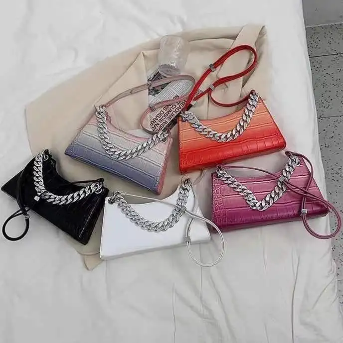 2021 Factory Wholesale ladies chain handbag fashion colorful underarm hand bag for women purses
2021 Factory Wholesale ladies chain handbag fashion colorful underarm hand bag for women purses