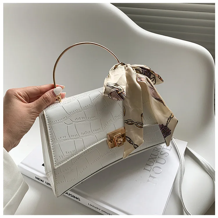 New Simple Fashion Shoulder Bag Custom Logo Handbag With Silk Scarf Handbags For Women
New Simple Fashion Shoulder Bag Custom Logo Handbag With Silk Scarf Handbags For Women