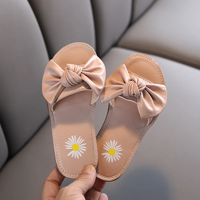 Hot Selling fashion Pink daisy bow knot baby little girl shoes sandals Cute Kids Slippers For Girls, White black pink green
Hot Selling fashion Pink daisy bow knot baby little girl shoes sandals Cute Kids Slippers For Girls, White black pink green