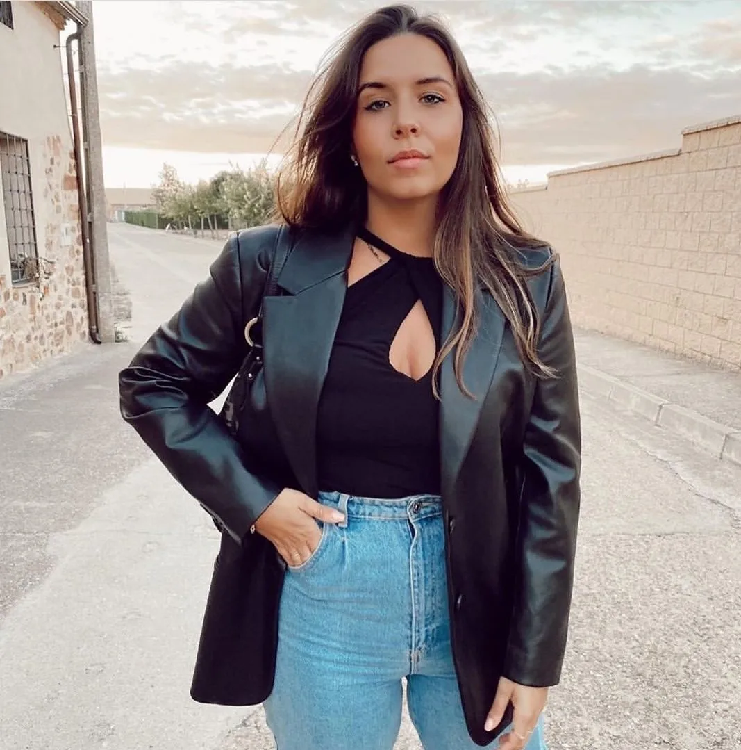 2020 new arrivals fashion trending wholesale high street style women long sleeve PU leather jacket
2020 new arrivals fashion trending wholesale high street style women long sleeve PU leather jacket