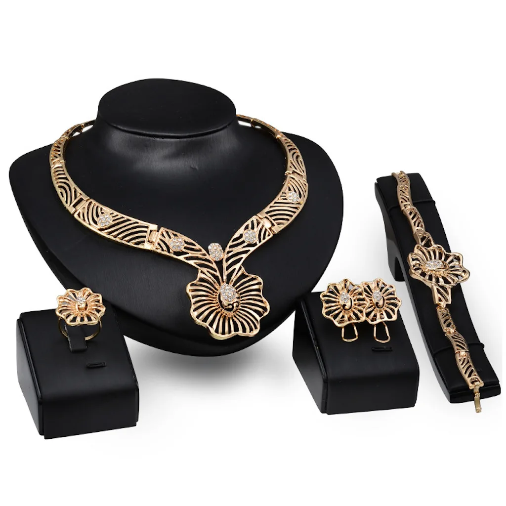 PUSHI highend flower jewelry necklaces gold plated rhinestone costume women 4 pieces set necklace, Gold color
PUSHI highend flower jewelry necklaces gold plated rhinestone costume women 4 pieces set necklace, Gold color