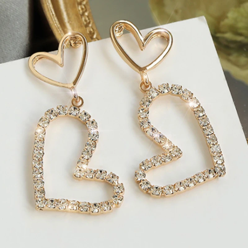 Dvacaman Wholesale Luxury S 925 Hoop Earring Gold Plated Women Glitter Rhinestone Heart Drop Dangle Earrings 2021 Jewelry Party
Dvacaman Wholesale Luxury S 925 Hoop Earring Gold Plated Women Glitter Rhinestone Heart Drop Dangle Earrings 2021 Jewelry Party