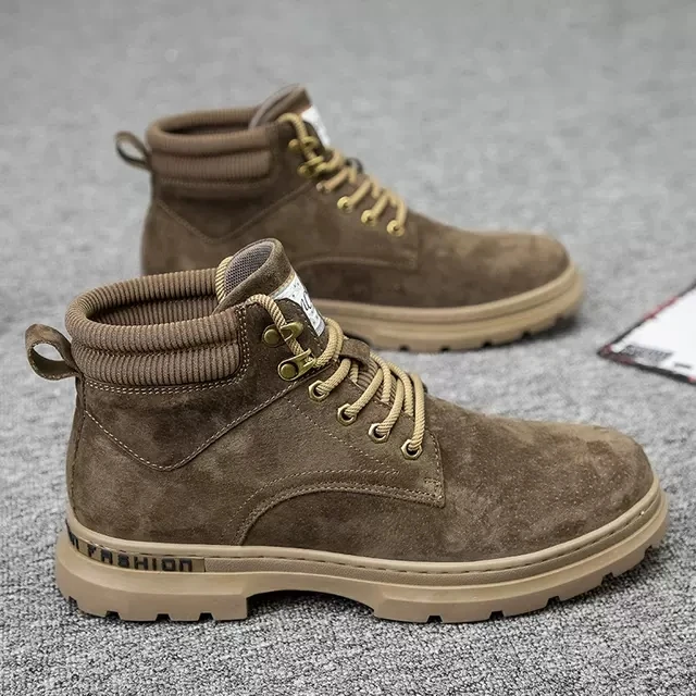 Factory autumn and winter Korean men's casual hiking socks boots high-top trend leather men's shoes tooling boots, Black
Factory autumn and winter Korean men's casual hiking socks boots high-top trend leather men's shoes tooling boots, Black