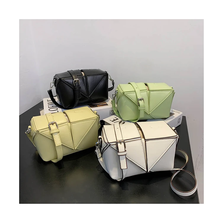 Geometric Deformable Small Square Bags Foldable Triangle Patchwork Crossbody Bags Large Bucket Handbags Women PU Shoulder Bags
Geometric Deformable Small Square Bags Foldable Triangle Patchwork Crossbody Bags Large Bucket Handbags Women PU Shoulder Bags