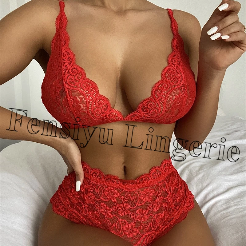 Sexy Women Lace Lingerie Bralette Deep V Wireless Red Underwear 
Sexy Women Lace Lingerie Bralette Deep V Wireless Red Underwear