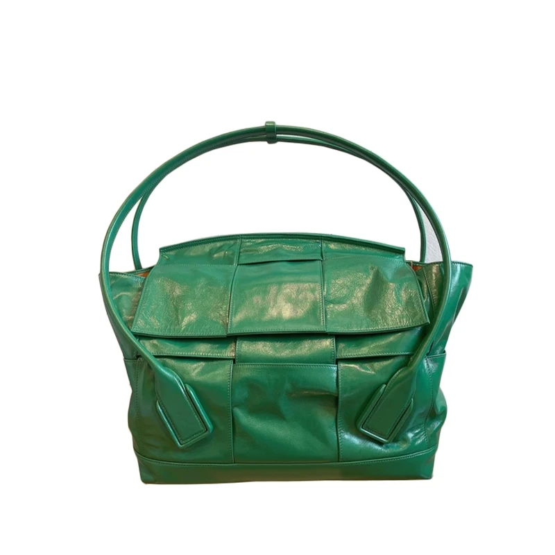 Customizable logo 2021 new fashion super big Tote Bag Leather wing bag soft leather shoulder bag handbag
Customizable logo 2021 new fashion super big Tote Bag Leather wing bag soft leather shoulder bag handbag