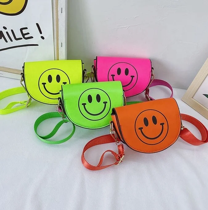 2022 Spring Summer Neon purse clutch bag smile face bags cross body bags for kids
2022 Spring Summer Neon purse clutch bag smile face bags cross body bags for kids
