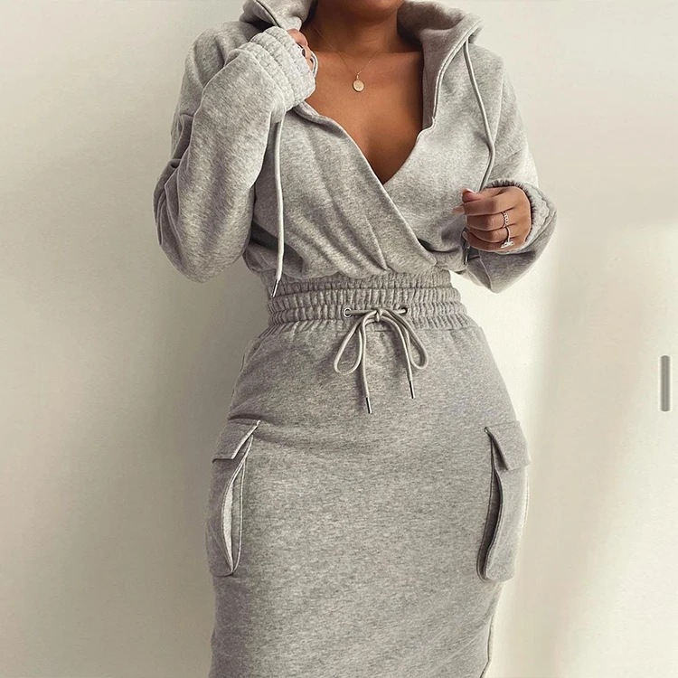 High quality fall women clothing long sleeve 2 piece sets sexy crop top hoodie and two piece set, Customized color
High quality fall women clothing long sleeve 2 piece sets sexy crop top hoodie and two piece set, Customized color