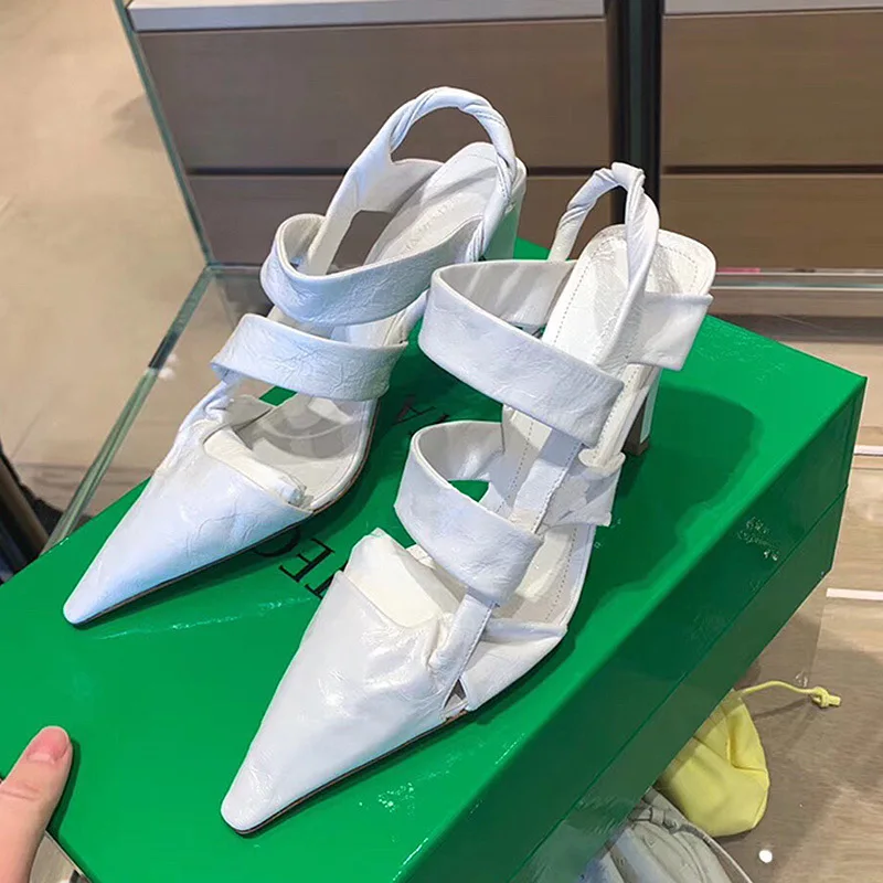 2021 Factory customized stiletto high heels retro pumps sandals bandage flat shoes for women, Picture
2021 Factory customized stiletto high heels retro pumps sandals bandage flat shoes for women, Picture