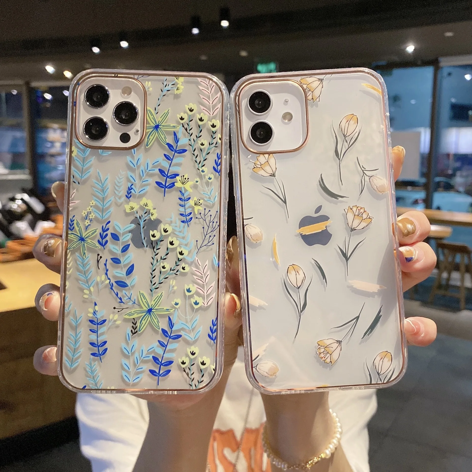 For iPhone 11 12 Pro Max Cases Luxury Plating Flower Phone Case For iPhone XR XS Max 7 8 Plus X Back Cover
For iPhone 11 12 Pro Max Cases Luxury Plating Flower Phone Case For iPhone XR XS Max 7 8 Plus X Back Cover