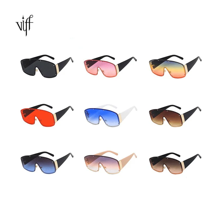 CT9032 Famous Brand Metal Big Frame Bulk Sunglasses 2021 Trendy Womens Summer Oversized sunglasses
CT9032 Famous Brand Metal Big Frame Bulk Sunglasses 2021 Trendy Womens Summer Oversized sunglasses