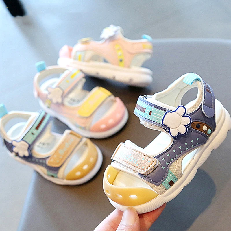 Baby Sandals New Summer Children's Functional Shoes for Boys and Girls Baotou Fashion Cartoon Beach Shoes Baby Toddler Shoes
Baby Sandals New Summer Children's Functional Shoes for Boys and Girls Baotou Fashion Cartoon Beach Shoes Baby Toddler Shoes