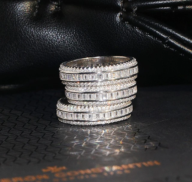 New Arrival Shiny Diamond Ring Band Women cz Engagement Wedding Ring Band 
New Arrival Shiny Diamond Ring Band Women cz Engagement Wedding Ring Band