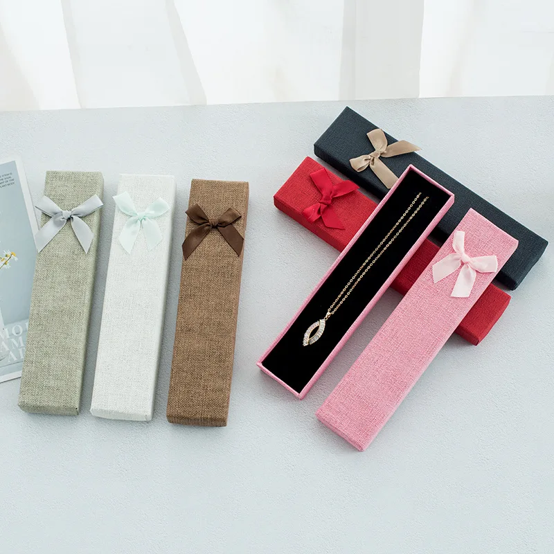 Factory 21*4*2.5 Outlet Retro Kraft Paper Long Pendant Hairpin Set Box, As shown or customized
Factory 21*4*2.5 Outlet Retro Kraft Paper Long Pendant Hairpin Set Box, As shown or customized