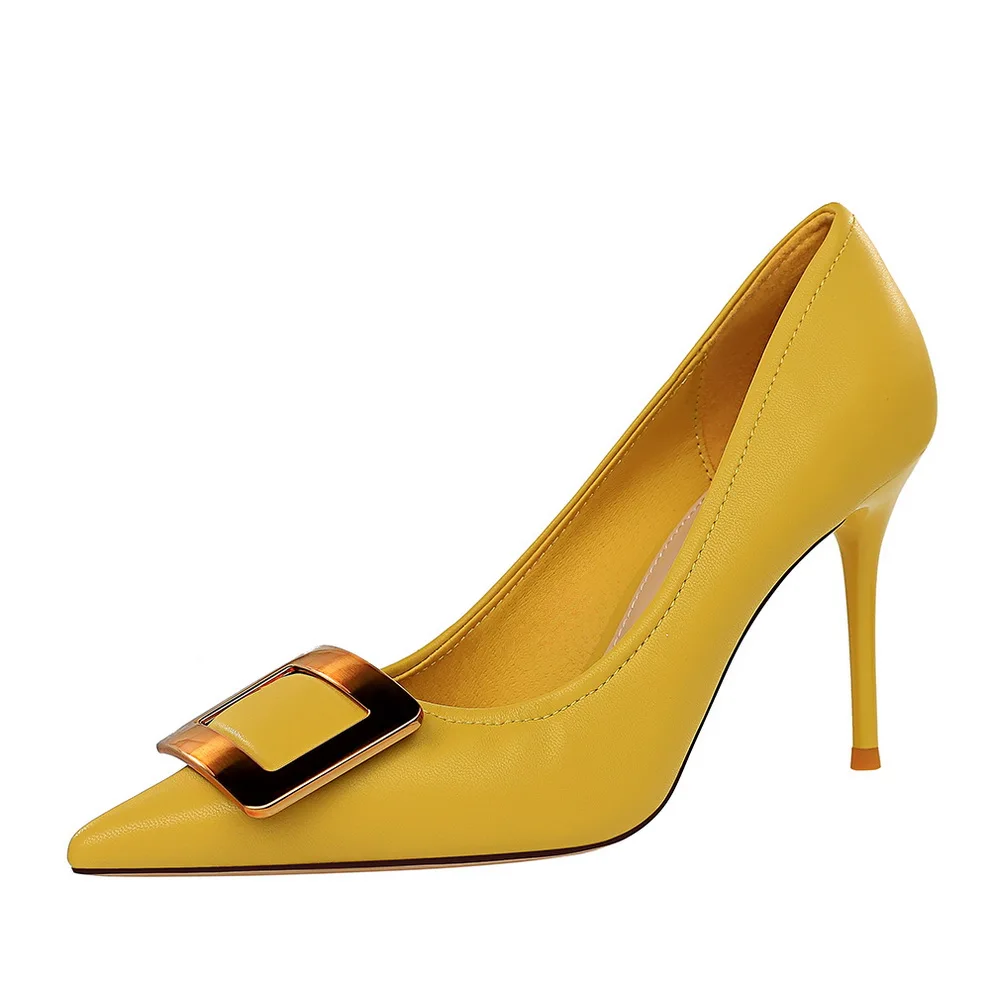 96161-3 Fashion office women's shoes high heels Simple square buckle single shoe High quality PU single shoes high-heeled shoes, Black, apricot, yellow
96161-3 Fashion office women's shoes high heels Simple square buckle single shoe High quality PU single shoes high-heeled shoes, Black, apricot, yellow