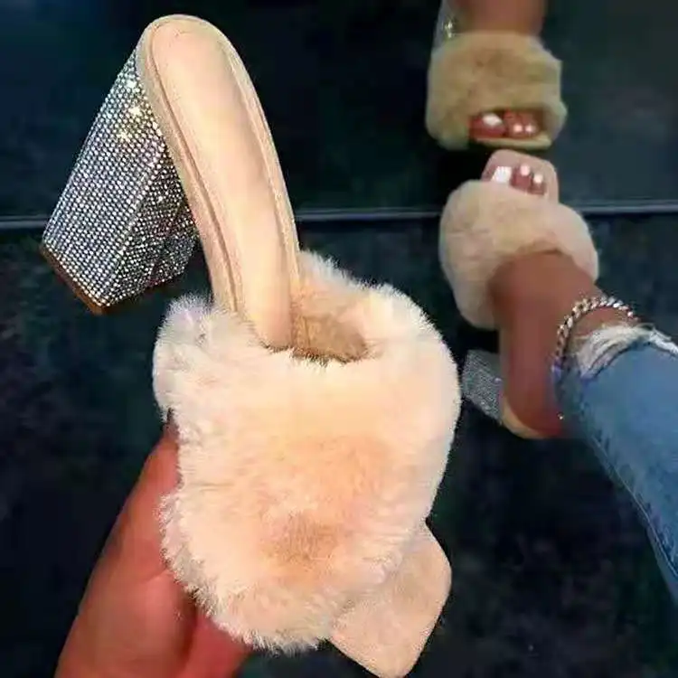 2021 new arrival trendy rhinestone heels fur sandals American ladies slip on chunky heels square toe women high heel shoes, Picture colors or customized
2021 new arrival trendy rhinestone heels fur sandals American ladies slip on chunky heels square toe women high heel shoes, Picture colors or customized