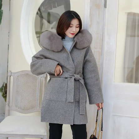 Womens Winter Clothing 2021 Real wool Fur hooded Coats With Belt Natural Fox Fur Coat Cashmere Wool Cardigan
Womens Winter Clothing 2021 Real wool Fur hooded Coats With Belt Natural Fox Fur Coat Cashmere Wool Cardigan