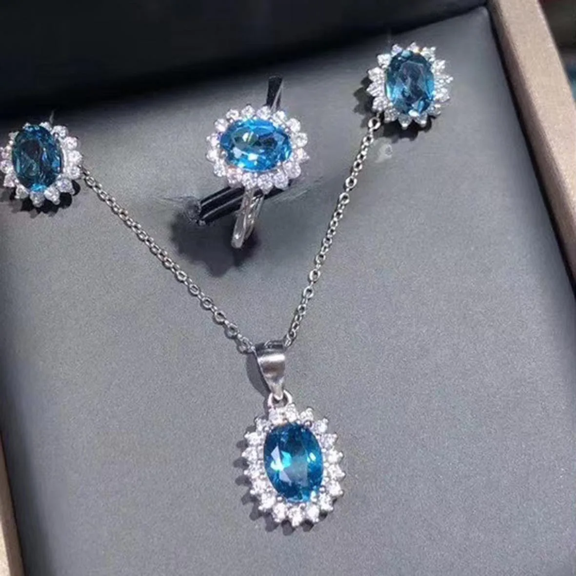 Party Jewelry Pure 925 Silver Natural Blue Topaz in silver set/Silver Natural Blue Topaz Jewelry/Natural London Blue Topaz
Party Jewelry Pure 925 Silver Natural Blue Topaz in silver set/Silver Natural Blue Topaz Jewelry/Natural London Blue Topaz