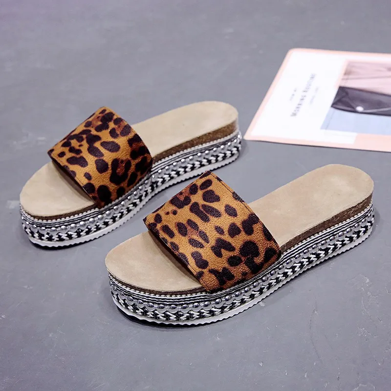 Fashion summer shoes diamond Rhinestone Outdoor slide slipper Sandals ladies beach slippers women, Picture
Fashion summer shoes diamond Rhinestone Outdoor slide slipper Sandals ladies beach slippers women, Picture