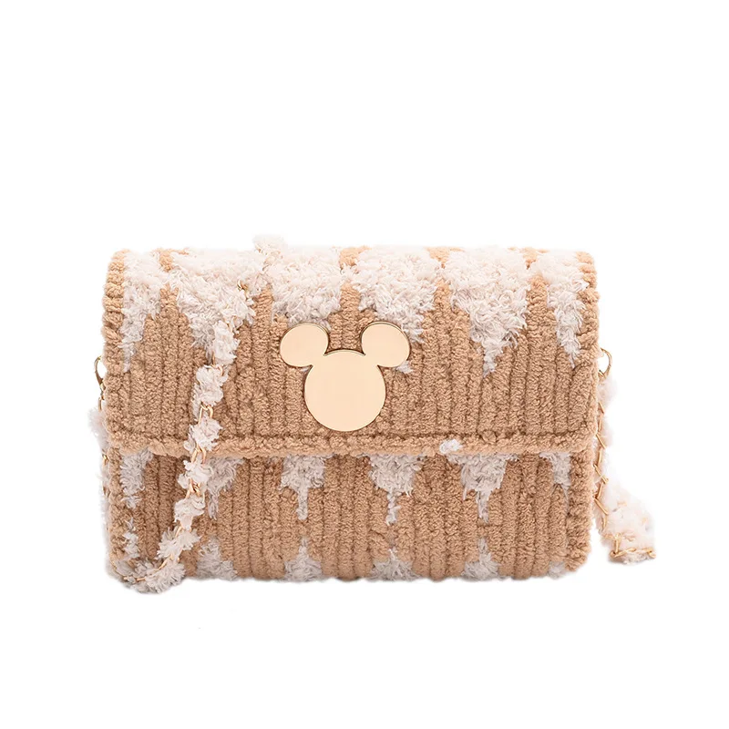 Low Price Trending Women Spacious Cotton Plush Designer Hand Bags Tiny Square Handbags
Low Price Trending Women Spacious Cotton Plush Designer Hand Bags Tiny Square Handbags