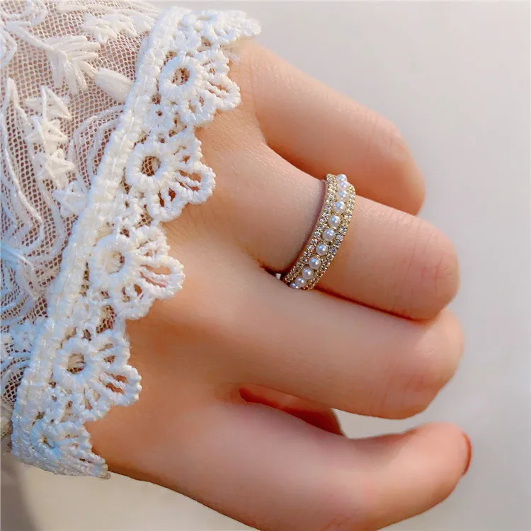 Minimalist 18K Gold Plated Beaded Baroque Pearl Rings Adjustable Glitter Rhinestone Crystal Trendy Ring For Girls
Minimalist 18K Gold Plated Beaded Baroque Pearl Rings Adjustable Glitter Rhinestone Crystal Trendy Ring For Girls