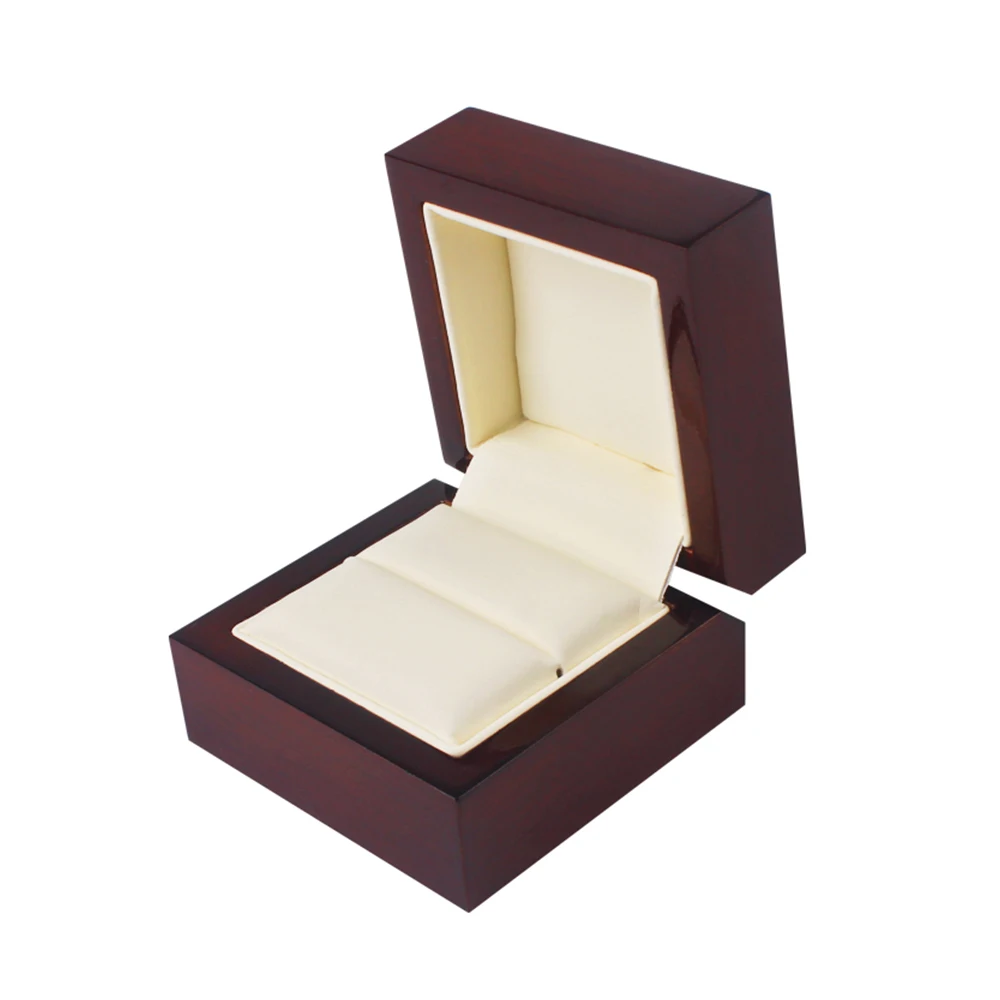 2020 High Quality Practical Wood Cardboard Jewelry Box Ring Watch Packaging Box, Red or customized color
2020 High Quality Practical Wood Cardboard Jewelry Box Ring Watch Packaging Box, Red or customized color