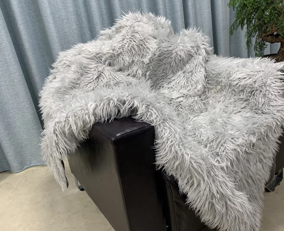 Waterproof Throw Blanket faux fur waterproof pet blanket dog blanket hot sell blanket
Waterproof Throw Blanket faux fur waterproof pet blanket dog blanket hot sell blanket