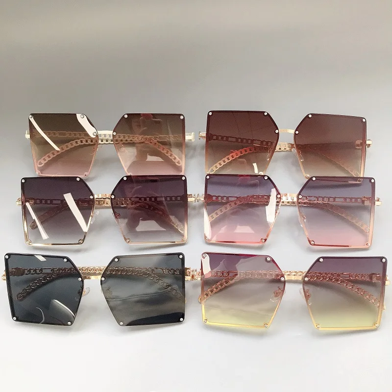 2021 New Fashion Oversize Gradient Sunglasses For Women Vintage Alloy Chain Frame Rivet Square Sun Glasses Female Elegant Shades, 6 colors
2021 New Fashion Oversize Gradient Sunglasses For Women Vintage Alloy Chain Frame Rivet Square Sun Glasses Female Elegant Shades, 6 colors
