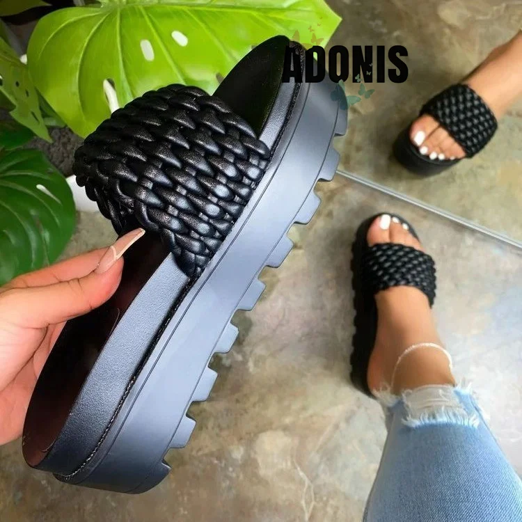 2021 newest spring and summer slipper female foreign trade large cross-border beach cool slipper for women and ladies
2021 newest spring and summer slipper female foreign trade large cross-border beach cool slipper for women and ladies