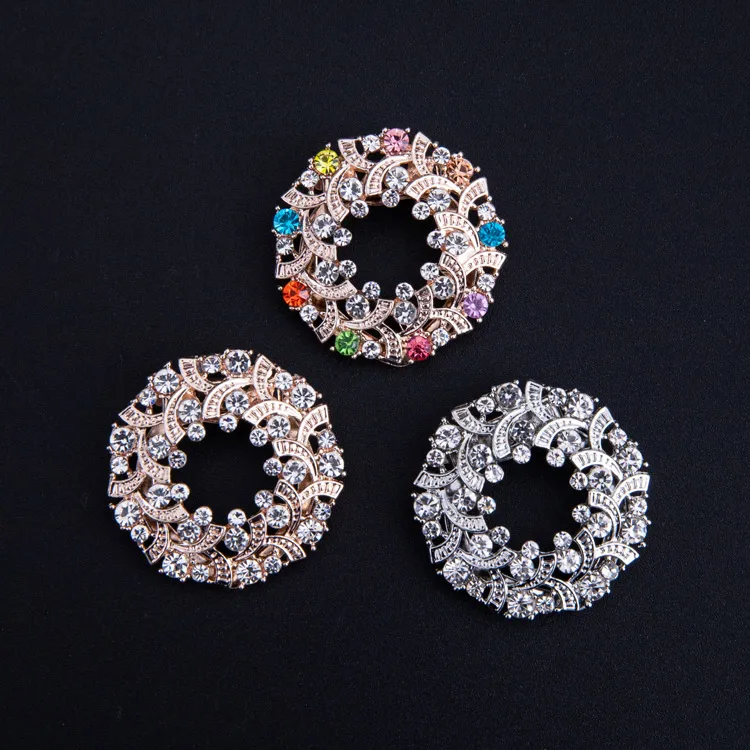 New fashion style decorative antique rhinestone silk scarf buckle for wedding dress decoration
New fashion style decorative antique rhinestone silk scarf buckle for wedding dress decoration