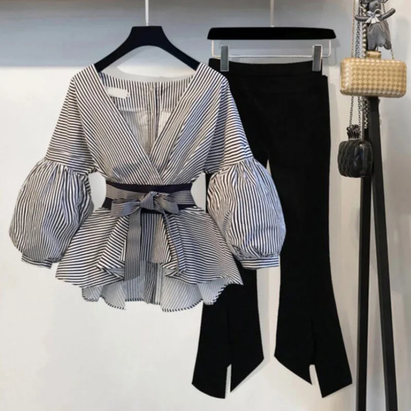 Lantern Sleeve Top Shirt Ladies 2021 Fashion Korean Version Of Summer Bow Tie V-neck Striped Shirt Suit Female Two-piece Suit
Lantern Sleeve Top Shirt Ladies 2021 Fashion Korean Version Of Summer Bow Tie V-neck Striped Shirt Suit Female Two-piece Suit