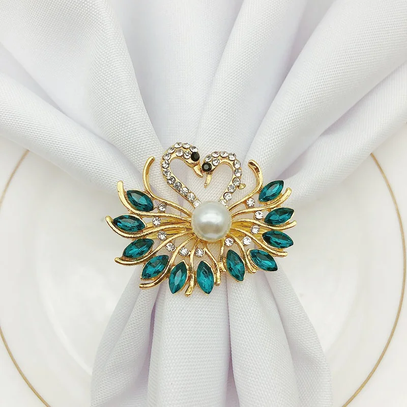 Wholesale Swan Wedding Napkin Ring Gold Luxury Blue Crystal Napkin Rings Pearl Napkin Ring Wedding for Table Decoration HWD06
Wholesale Swan Wedding Napkin Ring Gold Luxury Blue Crystal Napkin Rings Pearl Napkin Ring Wedding for Table Decoration HWD06