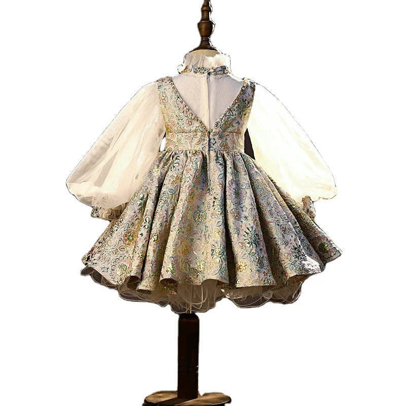 Baby girl princess dress spring and summer new girl Lolita dress little girl Korean version birthday dress
Baby girl princess dress spring and summer new girl Lolita dress little girl Korean version birthday dress