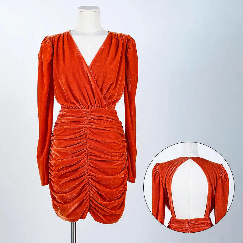 2021 New Fashion V-neck waist compression plait irregular buttock wrap fishtail long sleeve stylish sexy velet Backless dress, Customized color
2021 New Fashion V-neck waist compression plait irregular buttock wrap fishtail long sleeve stylish sexy velet Backless dress, Customized color