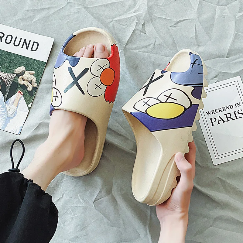 Low MOQ Custom Pattern Fashion Design Casual Couple Slippers Comfortable Beach Slippers
Low MOQ Custom Pattern Fashion Design Casual Couple Slippers Comfortable Beach Slippers