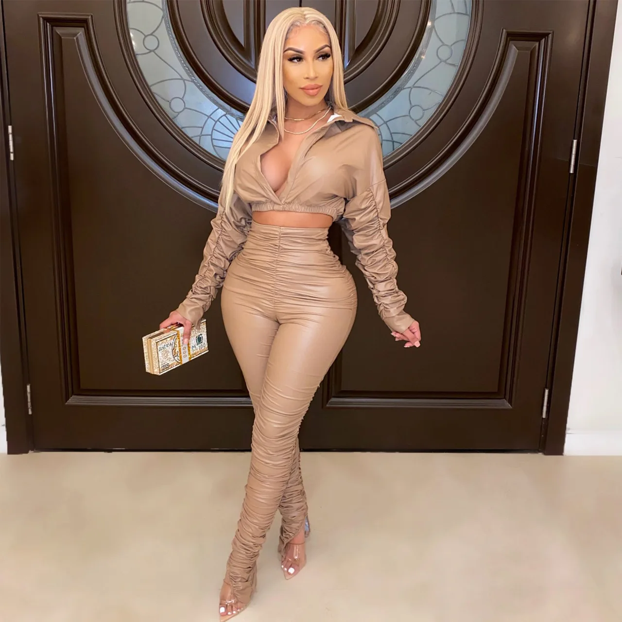 2020 Autumn Winter Amazon Hot Clothing Long Sleeve Leather Shirt Sexy Tight PU Shrink Pants and Crop Top 2 piece set Women, Black/red/khaki
2020 Autumn Winter Amazon Hot Clothing Long Sleeve Leather Shirt Sexy Tight PU Shrink Pants and Crop Top 2 piece set Women, Black/red/khaki