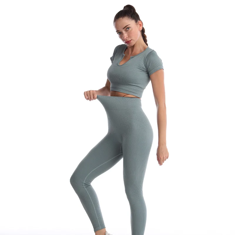 Seamless knitted Fashion Yoga Sports Set Colorful Sports Crop Top And Yoga Leggings Set Women fitness 2 piece yoga suits
Seamless knitted Fashion Yoga Sports Set Colorful Sports Crop Top And Yoga Leggings Set Women fitness 2 piece yoga suits