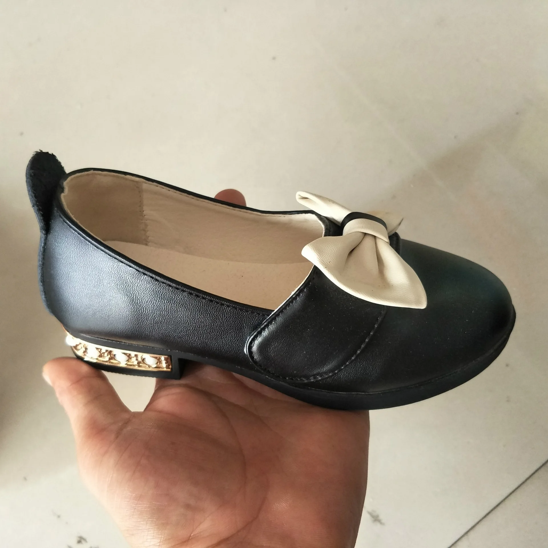 JM Children Leather Shoes Wholesale Kids Boat Shoes 2021, Mixed colors
JM Children Leather Shoes Wholesale Kids Boat Shoes 2021, Mixed colors