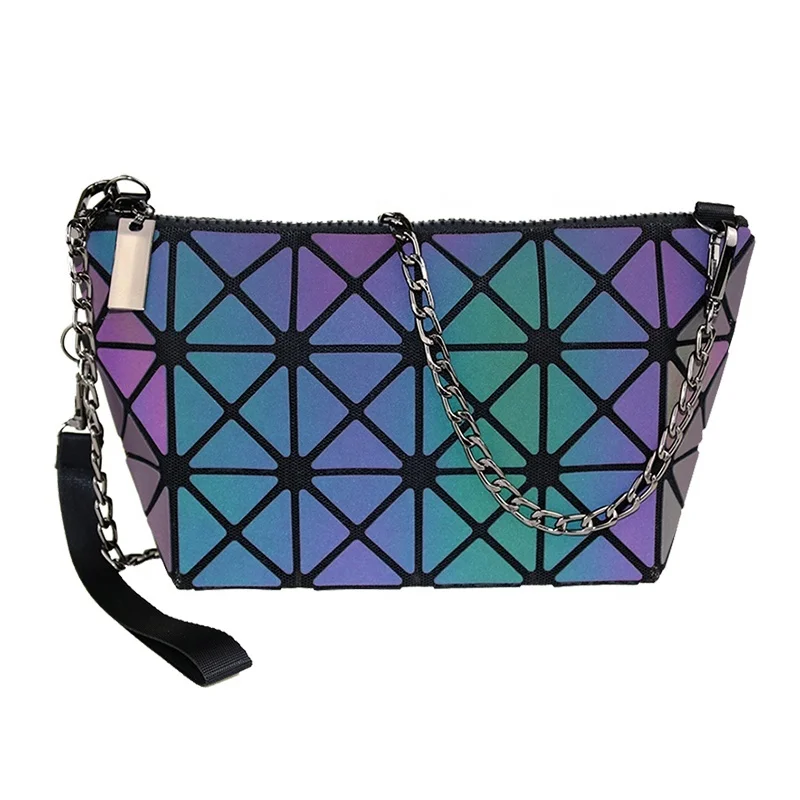 Reflective Laser Mini Chain Crossbody Luminous Geometric Cosmetic Bags For Women, 6 patterns
Reflective Laser Mini Chain Crossbody Luminous Geometric Cosmetic Bags For Women, 6 patterns